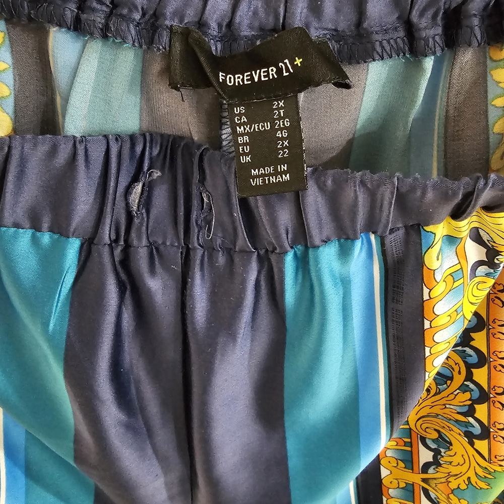 Multicolor Patterned Pants - Picture 2 of 5